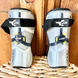 Brine Legacy Shin Guards Size Medium